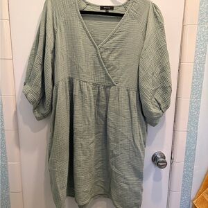 Madewell Women’s light green dress, size large